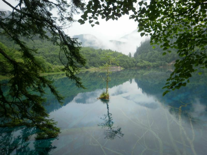供應(yīng)九寨溝包車旅游/九寨溝出租車