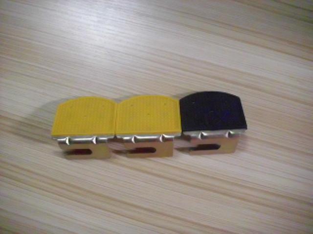 供應(yīng)雅迪電動(dòng)車(chē)腳踏板 電機(jī)保護(hù)架 后輪腳蹬