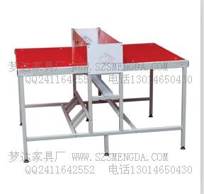 供應(yīng)網(wǎng)吧電腦桌尺寸多少合適_鄭州夢(mèng)達(dá)家具