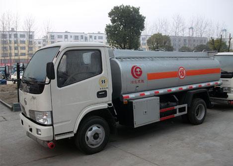 供應(yīng)東風(fēng)勁卡加油車(chē)/金霸加油車(chē)