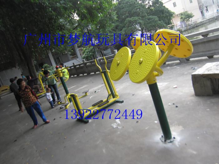 公園健身器材圖片/公園健身器材樣板圖 (3)