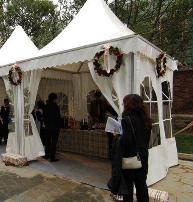 供應(yīng)昆明咨詢接待篷房與尖頂篷房-昆明帳篷租賃-篷房公司-來(lái)賓帳篷出租