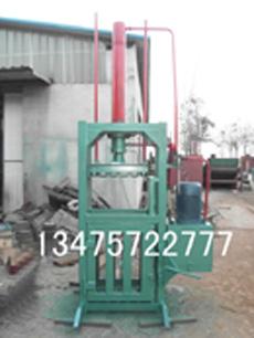 供應(yīng)小型臥式秸稈打包機(jī) 探索者直銷小型臥式秸稈打包機(jī)