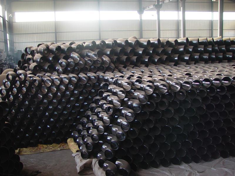 供應(yīng)12Cr1MoVG材質(zhì)合金法蘭專業(yè)生產(chǎn)廠家批發(fā)定制