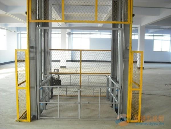 泉州移動鋁合金升降機(jī)生產(chǎn)商    移動鋁合金升降機(jī)廠家    移動鋁合金升降機(jī)價格