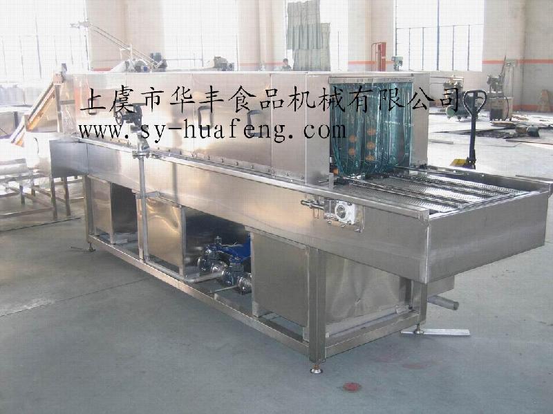 供應(yīng)塑料膠筐清洗機(jī)