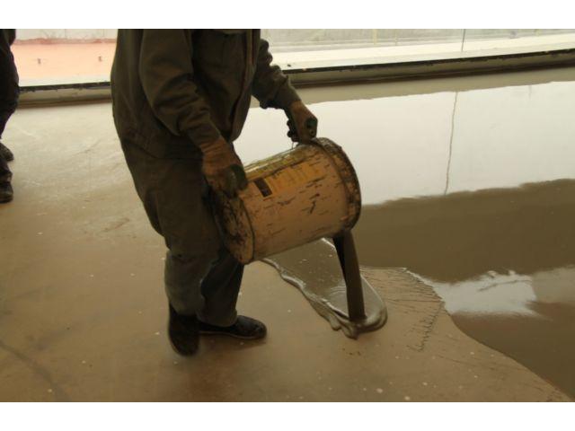 供應(yīng)聚氨酯自流平砂漿