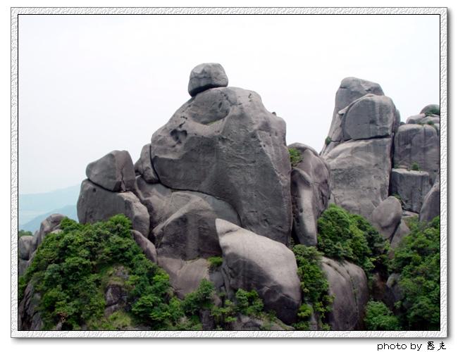 供應(yīng)山東找做假山的