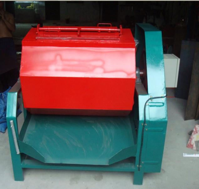 供應(yīng)250升八角滾筒拋光機(jī)廠家
