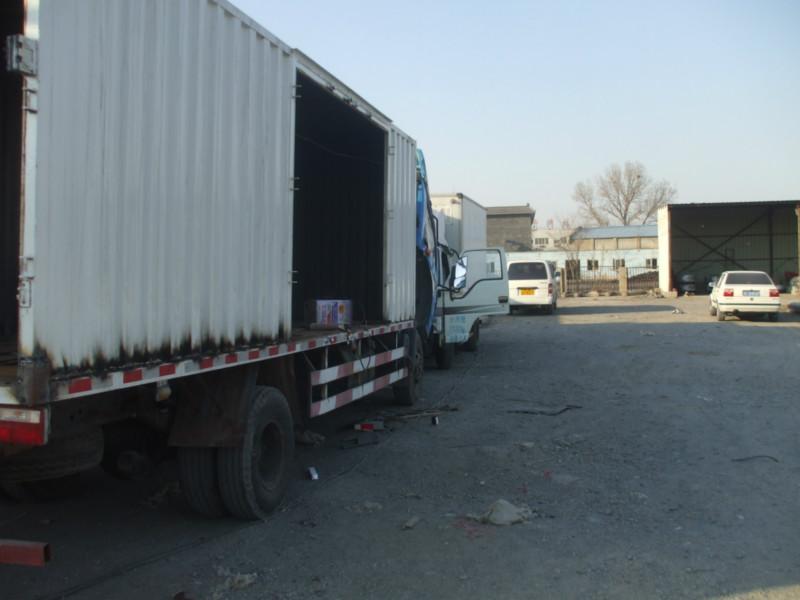 廂式貨車車廂維修   維修冷藏車廂體   冷藏車維修廂體
