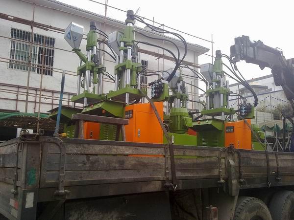 深圳二手立式注塑機(jī)回收/回收龍華大浪舊立式注塑機(jī)