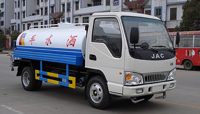 供應(yīng)綠化噴灑車/東風(fēng)金霸綠化噴灑車/噴灑車廠家價(jià)格