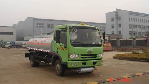解放單橋化工液體運(yùn)輸車