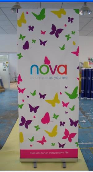 供應(yīng)觀瀾塑鋼易拉寶 鋁合金易拉寶 戶外廣告架 易拉寶展示架