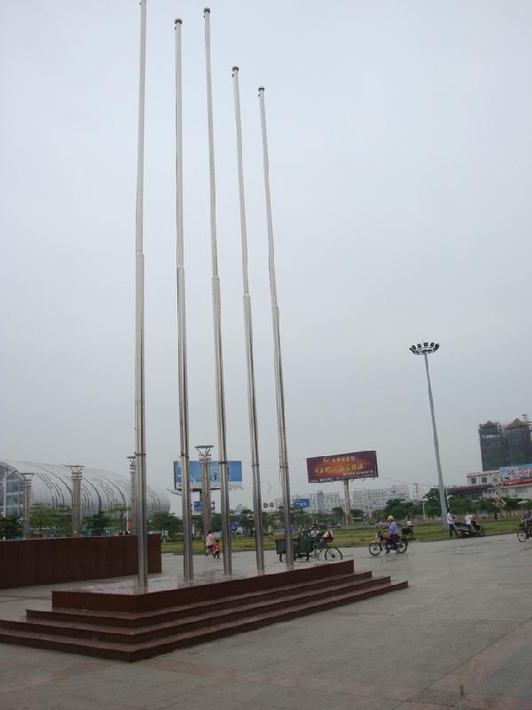 供應(yīng)蘭州市廠家定制專屬南方電動旗桿，廠家定制南方電動旗桿