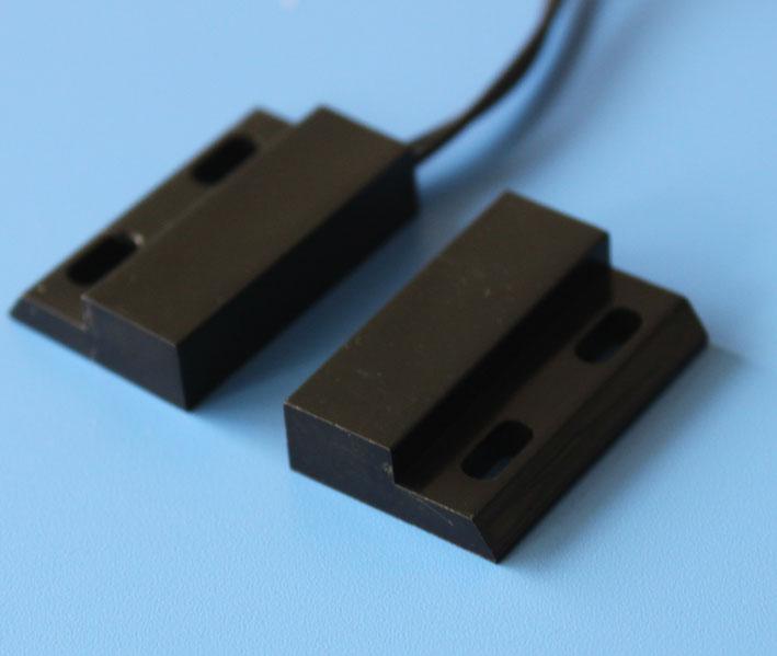 供應(yīng)酒店衣柜門磁開(kāi)關(guān)/燈控開(kāi)關(guān)