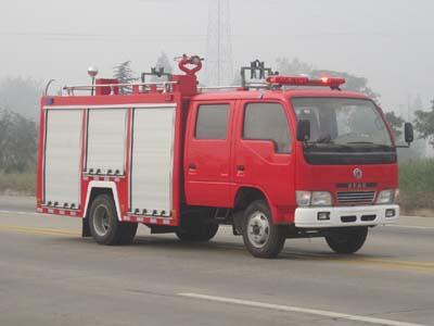 供应东风小霸王消防洒水车