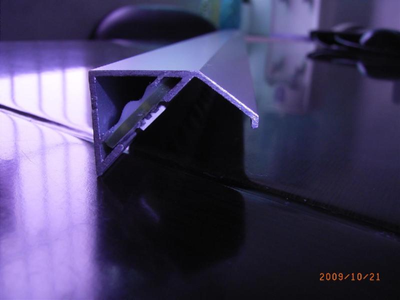 供應(yīng)LED珠寶柜燈條