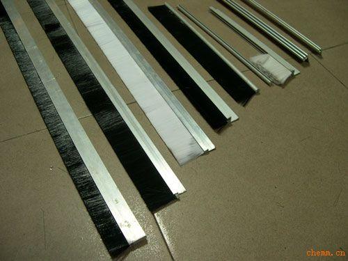 供應工業(yè)條刷掃灰條刷深圳遮光鋁條刷長條刷價格