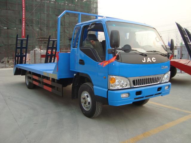 平板運(yùn)輸車圖片