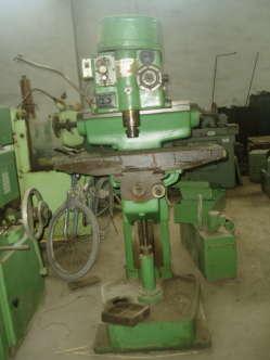 立式鍵槽銑床X920A圖片