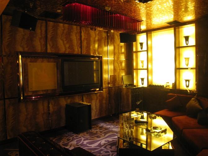 供應KTV音響燈光設備