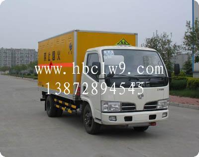 東風(fēng)金霸爆破器材運(yùn)輸車圖片