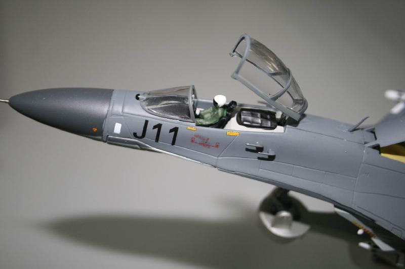 供應(yīng)殲11BS雙發(fā)戰(zhàn)斗機(jī)模型沈飛定制