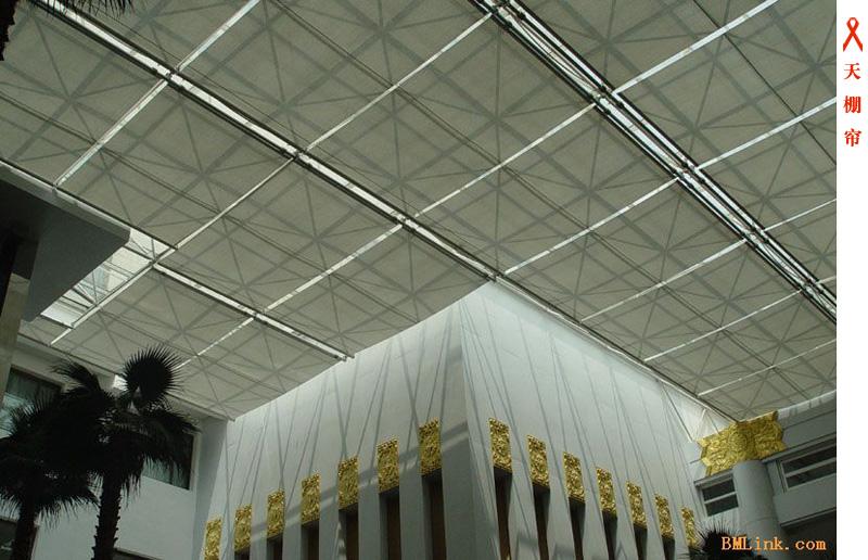 供應(yīng)電動布藝窗簾電動卷簾電動軌道 FCS電動天棚簾