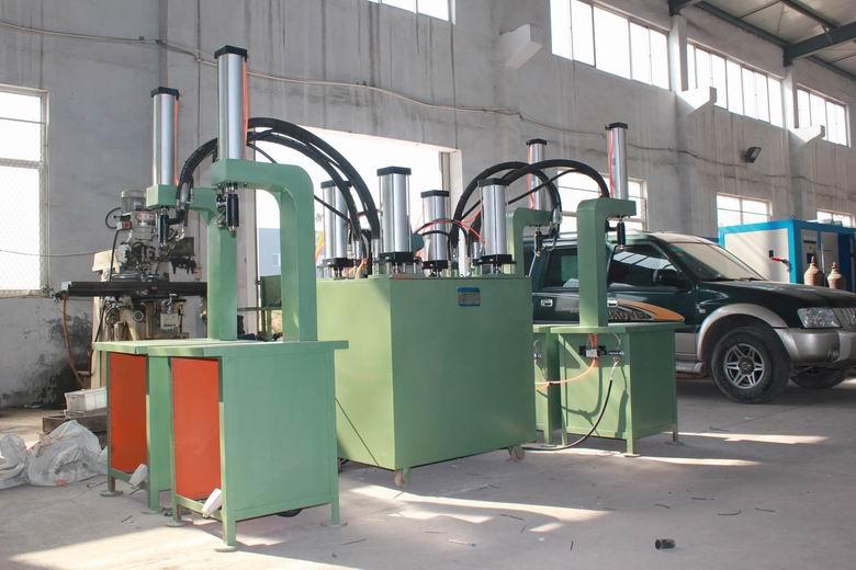 山東東營低溫蠟攪注一體機(jī)廠家圖片