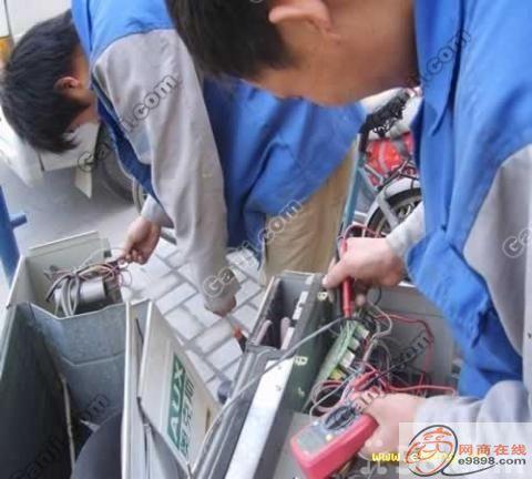 濟(jì)南下水道漏水維修 濟(jì)南改水管 濟(jì)南修水管 濟(jì)南修電燈