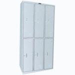 國內(nèi)一流六門更衣柜圖片