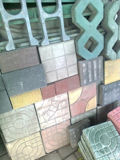 供應(yīng)西班牙光面路板磚綠色