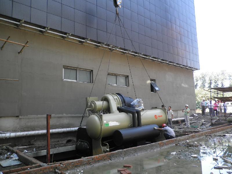 供應武漢特種機械作業(yè)-吊車出租