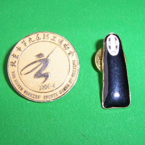 供應長春金屬徽章廠家吉林烤漆徽章訂做