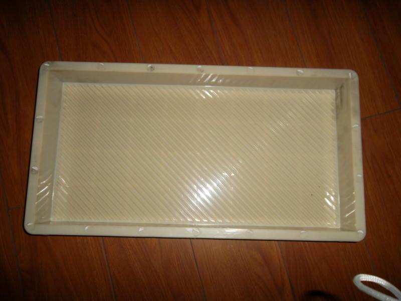 供應(yīng)條紋磚機(jī)刨石塑料模具
