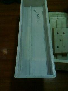 南陽路沿石模具批發(fā)圖片