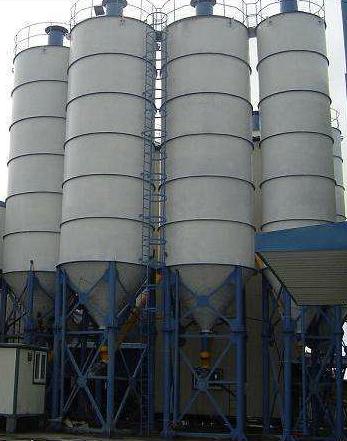 小型飼料機(jī)組圖片