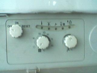 法羅力壁掛爐故障報修電話圖片