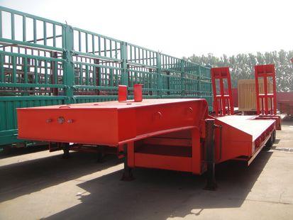 訂做挖掘機(jī)運(yùn)輸半掛車全國最低價(jià)圖片