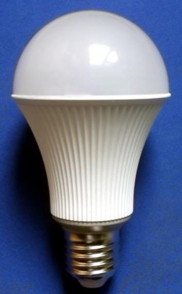 供應(yīng)LED球泡燈7W