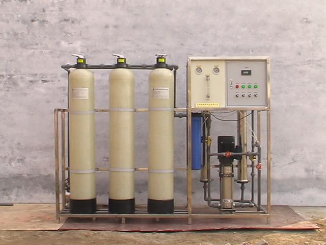 供應(yīng)天津鑫東礦泉水山泉水設(shè)備