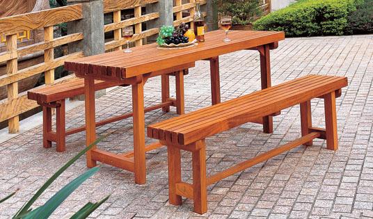 供應(yīng)柳州防腐木休閑桌椅廠家