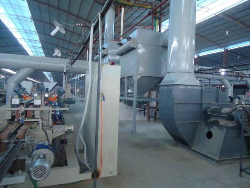 廣東飛藍(lán)彈匣式集塵機(jī)_工業(yè)用吸塵器_濾筒除塵器_鍋爐除塵器