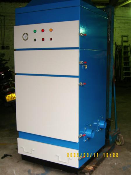 供應(yīng)4KW除塵器*風(fēng)機(jī)倉(cāng)頂除塵器