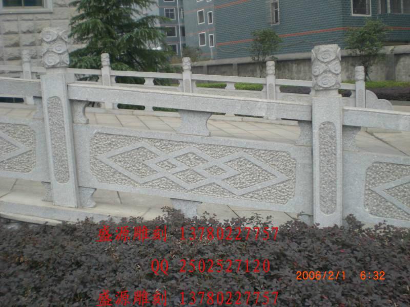 供應(yīng)漢白玉石欄桿價格，漢白玉石欄桿加工