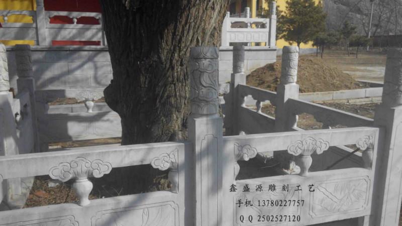 供應(yīng)內(nèi)蒙漢白玉護(hù)欄價(jià)格