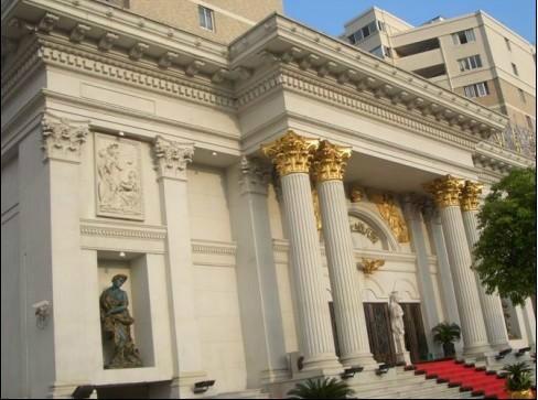 供應(yīng)玻璃鋼酒店雕塑