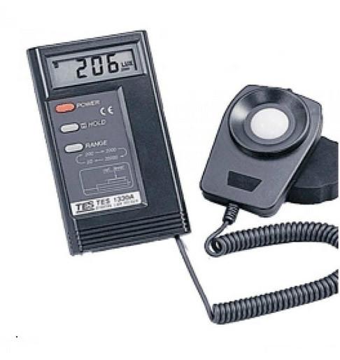 供應(yīng)臺(tái)灣泰仕TES-1332A數(shù)字式照度計(jì)或便攜式照度儀大量現(xiàn)貨