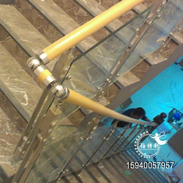 供應(yīng)沈陽(yáng)玻璃樓梯圍欄定做